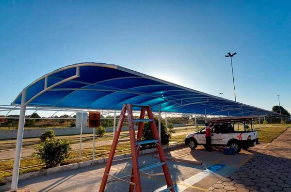 Cobertura Estacionamento Sombrite e Lona PVC